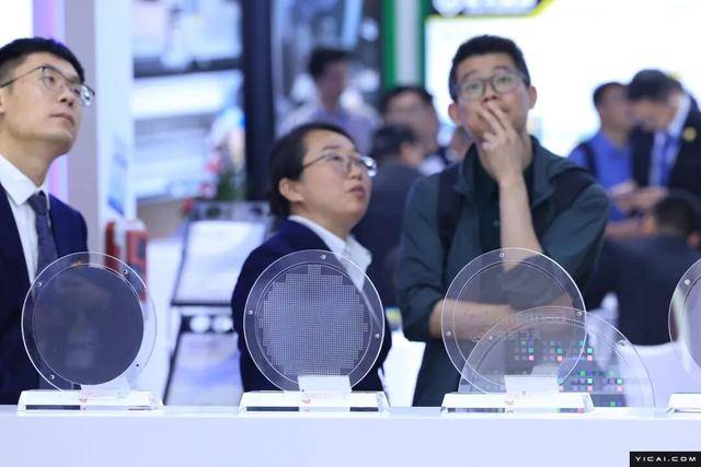 安世半导体外籍高管们发难<strong></p>
<p>海南发展股票</strong>,要求闻泰科技让出控股权,闻泰科技最新声明→