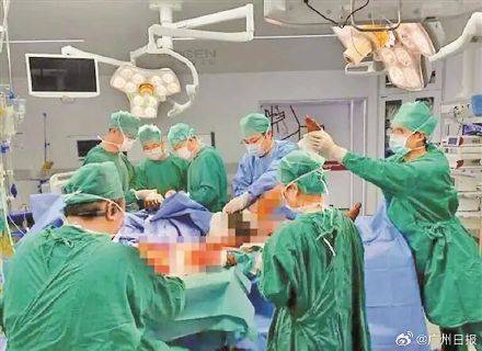 爆燃<strong></p>
<p>华英农业股票</strong>!深圳一男子电动自行车充电30秒全身烧伤90%