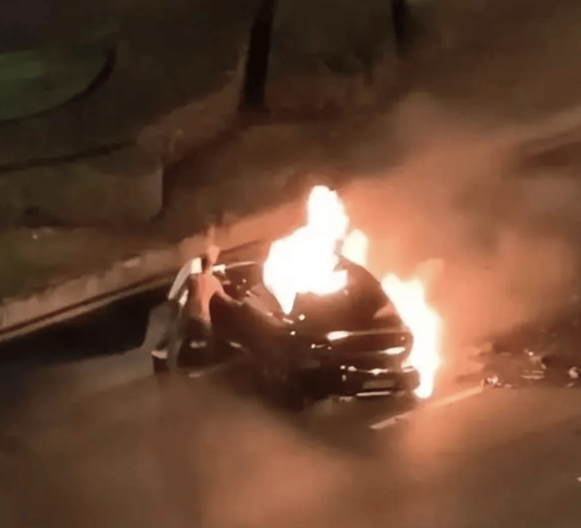 成都车祸后小米汽车直播间遭网暴<strong></p>
<p>华英农业股票</strong>,雷军抖音一月掉粉35万