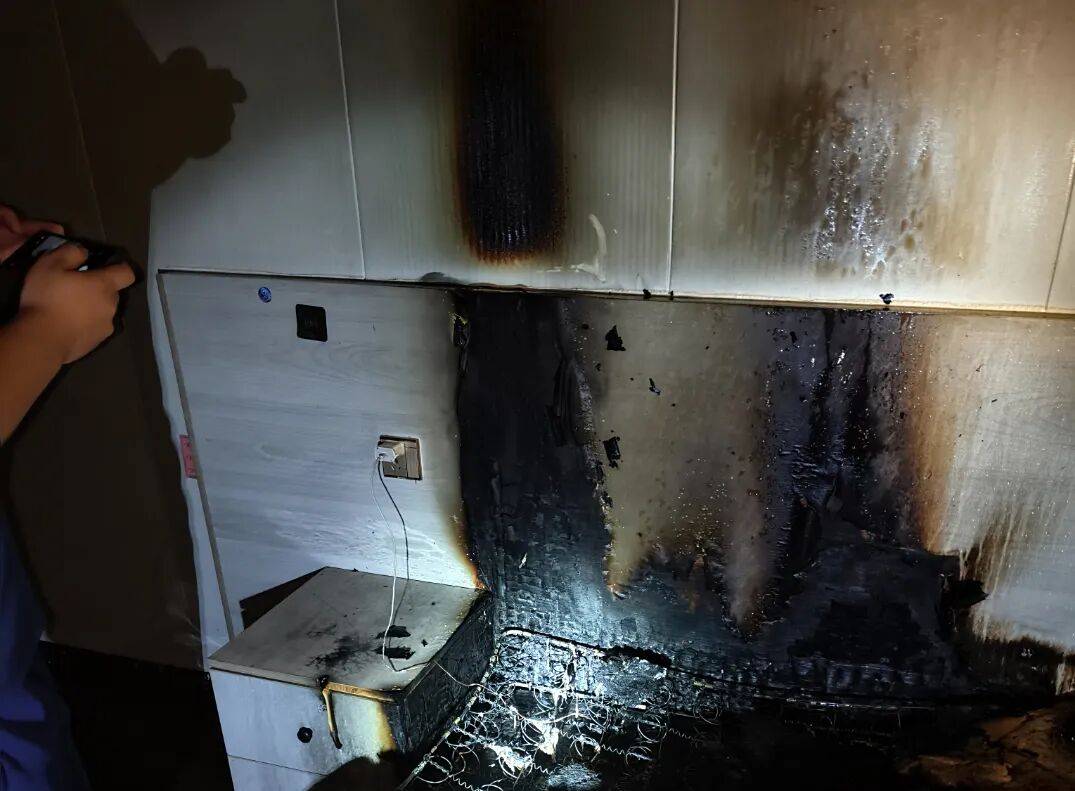 消防安全|充电时做这8件事<strong></p>
<p>华英农业股票</strong>,你的手机将会“早衰”!