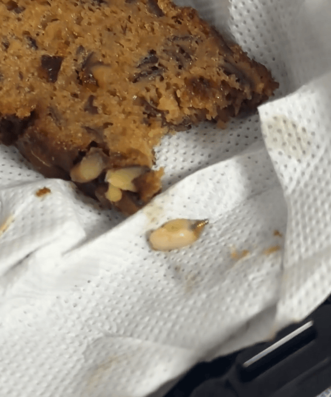 山姆枣泥核桃蛋糕吃出“一颗牙”?客服回应:很惊讶<strong></p>
<p>亨通光电股票</strong>,已反馈工厂排查