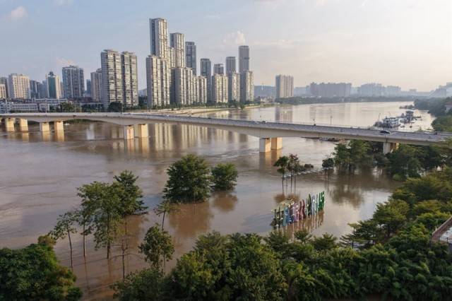 百色多个村庄被困水中已超半月<strong></p>
<p>航发动力股票</strong>,长涝难退为何重演?