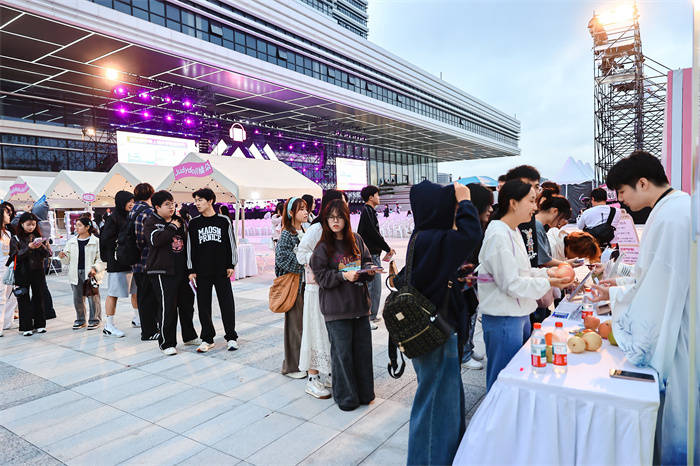 活力唱响青春经济<strong></p>
<p>国泰君安股票</strong>,第四届青春上海大学生音乐节绽放南上海科创中心