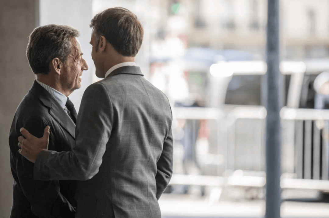 70岁法国前总统萨科齐的“坐牢style”:入狱前密会马克龙<strong></p>
<p>博通股票</strong>,入狱后开始写书