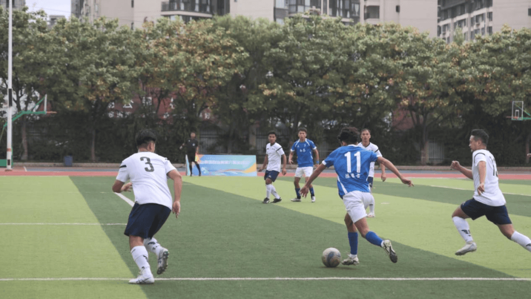 7∶0<strong></p>
<p>博通股票</strong>!晋级四强 剑指冠军