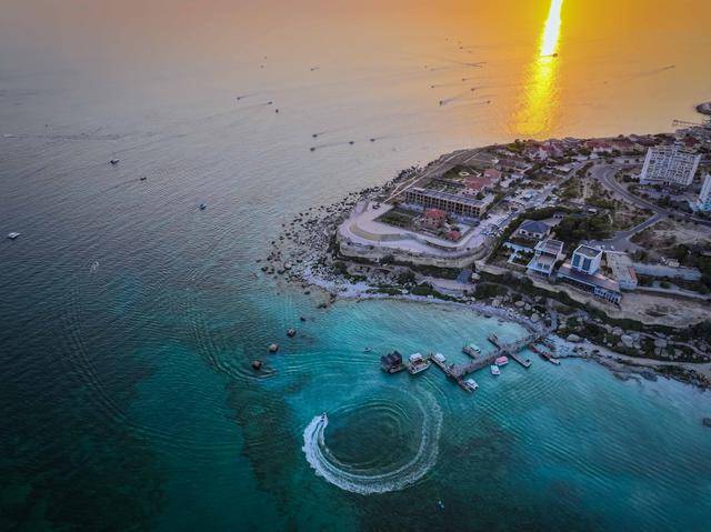 青年说 | 到中亚<strong></p>
<p>宝信软件股票</strong>,奔赴一场激动人心的“探秘”