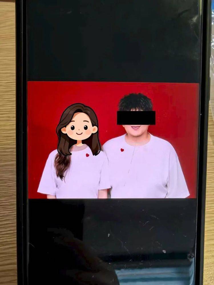 事发上海!女子崩溃“他昨晚还在我家吃饭”<strong></p>
<p>科伦药业股票</strong>,聊天记录曝光诈骗细节