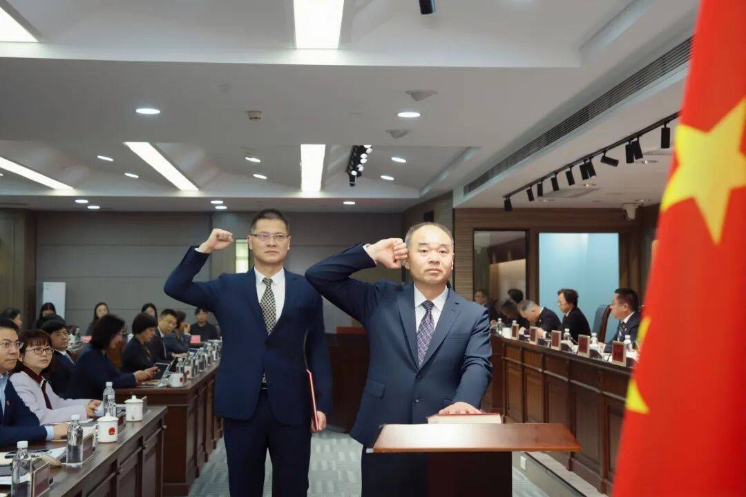 苟如虎<strong></p>
<p>欧菲光股票股吧</strong>,从甘肃履新上海