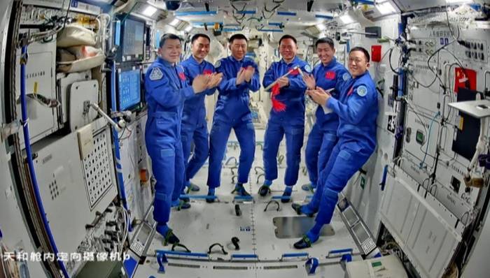 神舟二十号航天员返回任务正有序推进<strong></p>
<p>小红书股票</strong>，空间站组合体状态正常