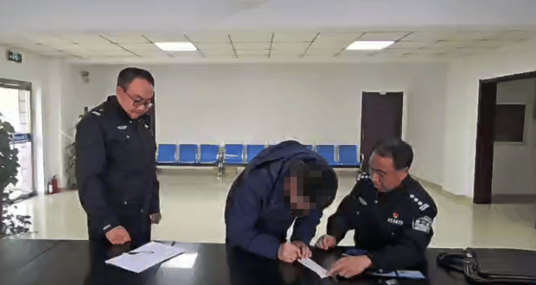 8人穿“警服”为婚礼开路？后续来了<strong></p>
<p>广百股份股票</strong>！