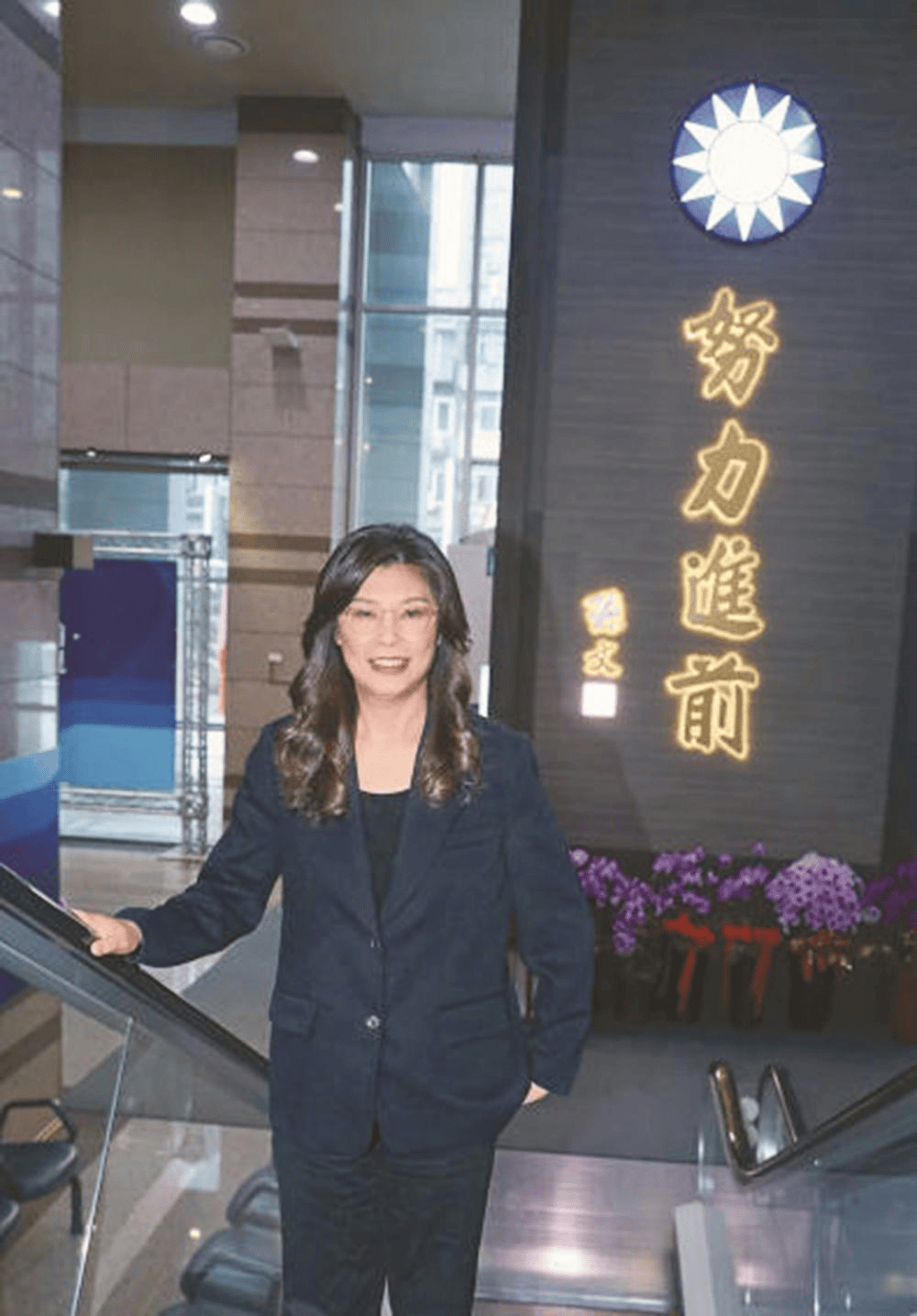 桂宏诚：主张统一在蓝营不是罪<strong></p>
<p>股票怎么买</strong>，郑丽文追求终极和平统一