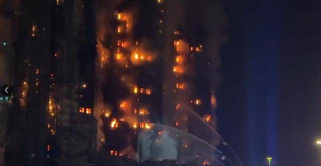 香港起火大楼楼龄已超40年<strong></p>
<p>中国股票</strong>，修缮期间正常居住