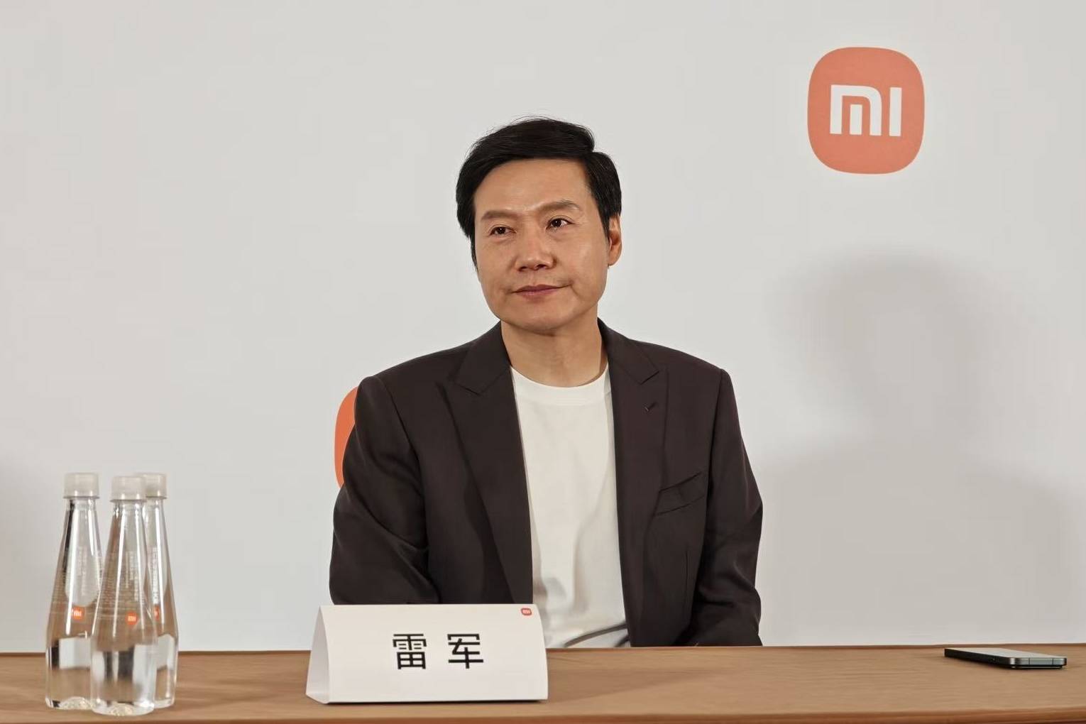 雷军宣布1亿港元增持后<strong></p>
<p>中国股票</strong>，小米港股美股迎来上涨