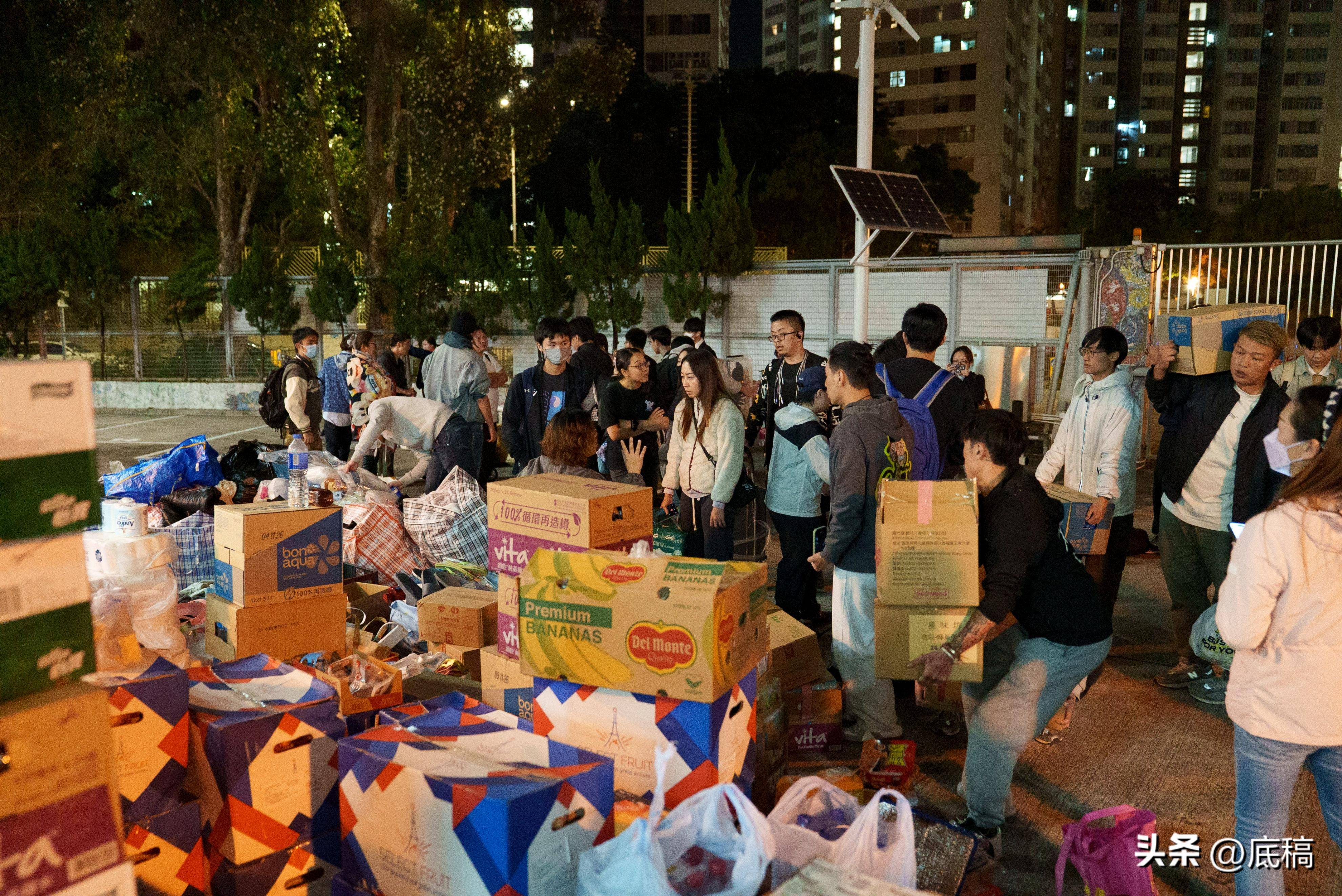 香港宏福苑大火中的一夜：“眼睁睁看着整栋楼被烧”<strong></p>
<p>云天化股票</strong>，有住户称母亲仍失联