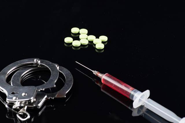 吸毒记录封存<strong></p>
<p>ffie股票</strong>，为“少爷”开绿灯？