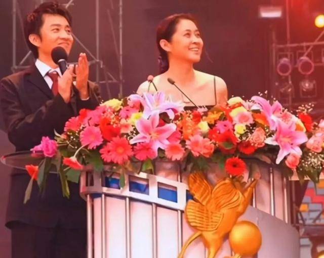 “前最帅央视主持人”复出主持<strong></p>
<p>供销大集股票</strong>！