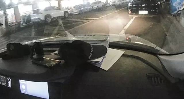 机智！快递在家门口被偷<strong></p>
<p>钱江摩托股票</strong>，她用一招抓到了人还拿回了东西