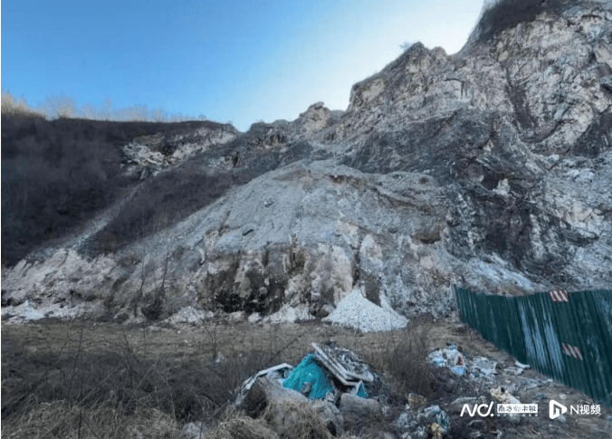 中央督察点名！废金矿藏身北京景区<strong></p>
<p>伊利股票</strong>，雨水冲出600米侵蚀沟