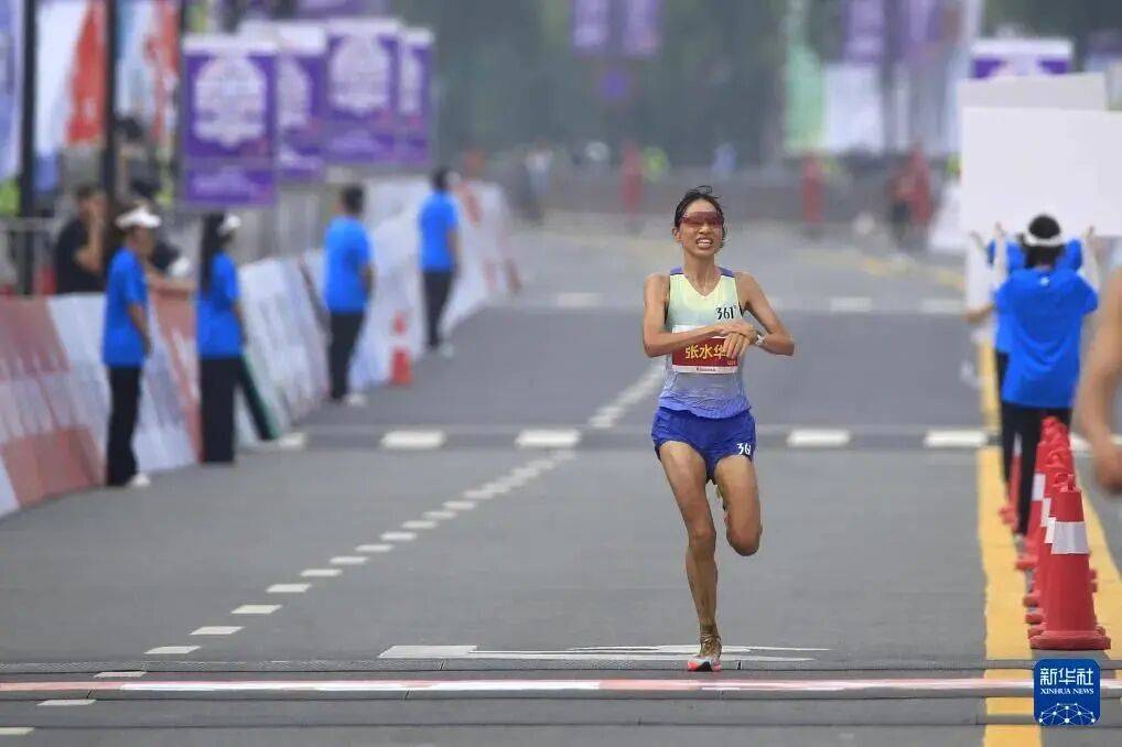 “最快女护士”张水华：今日在医院上班<strong></p>
<p>伊利股票</strong>，未参加“家门口的”福州马拉松；护士长回应