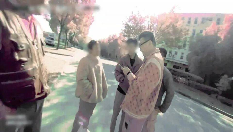 妈妈取30万“彩礼”给儿子订婚<strong></p>
<p>伊利股票</strong>，儿子一脸迷茫：我不知道我要结婚了