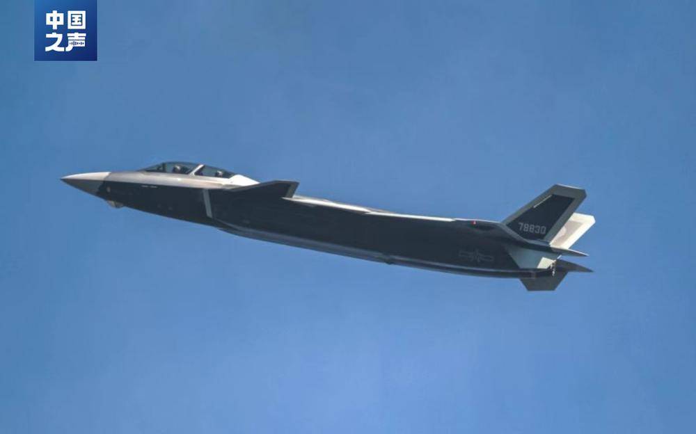 歼-20S官宣对地对海打击能力<strong></p>
<p>如意集团股票</strong>，如何开启无人空战新模式？