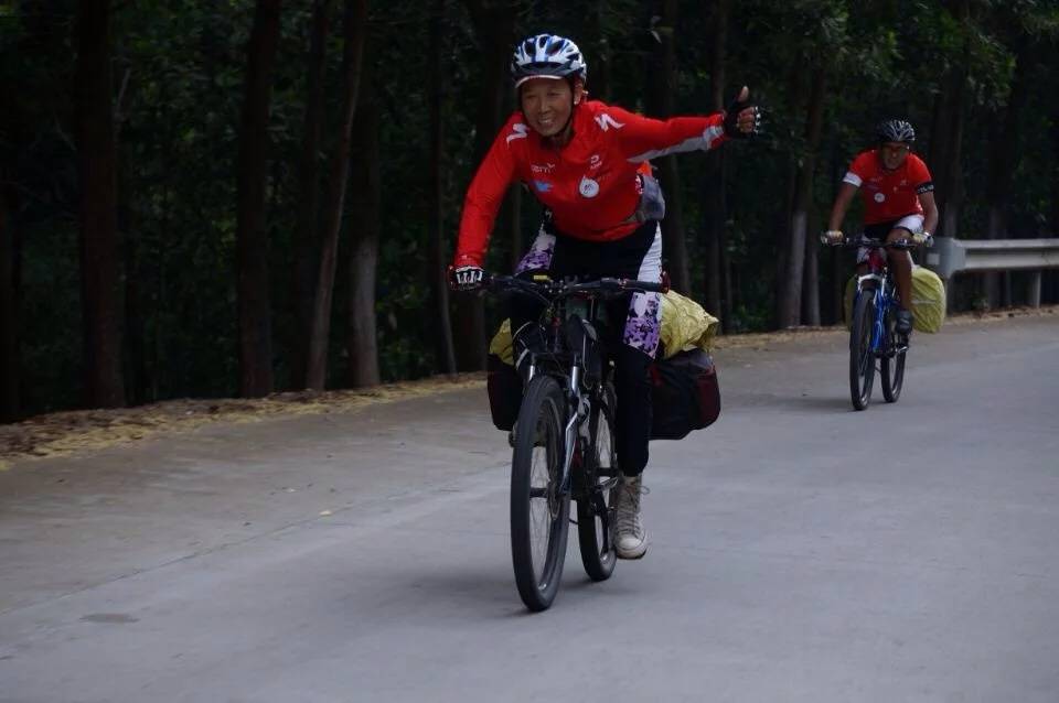 71岁奶奶获健美比赛冠军：被儿媳夸偶像<strong></p>
<p>如意集团股票</strong>，无视“老了就在家等死”的言论