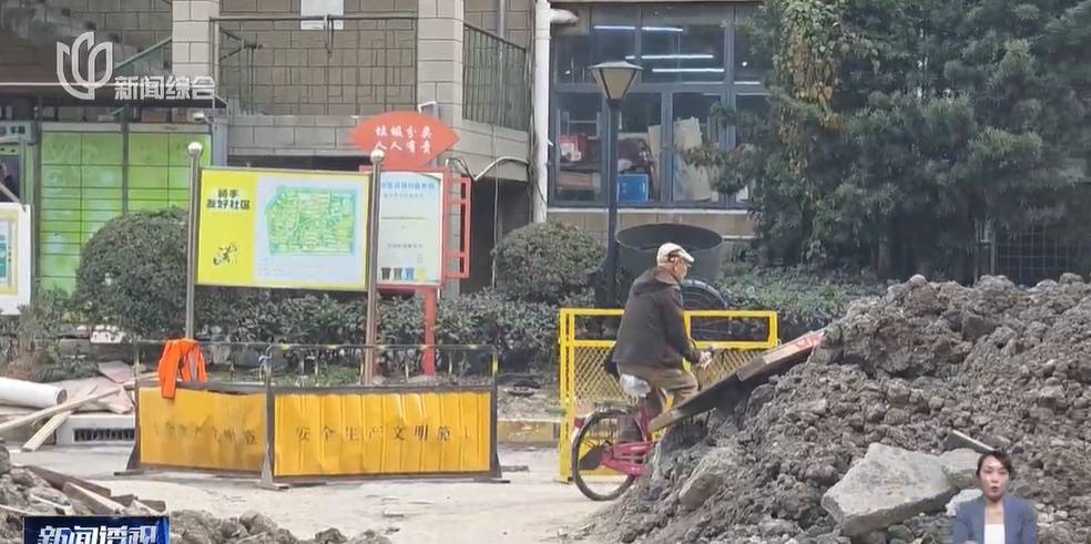 太夸张！上海人比比谁家楼下井盖多！有人家门口100个<strong></p>
<p>农发种业股票</strong>，“走路难！到处都像贴膏药”...