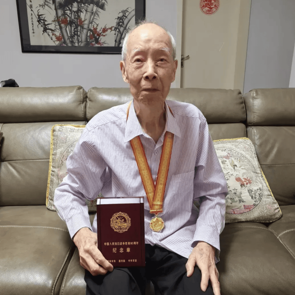 西安电子科大原副校长蒋炳煌逝世，曾在中原突围时担任359旅报务员