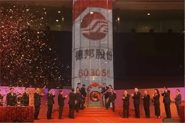 一代快运巨头退市<strong></p>
<p>双环传动股票</strong>,彻底卖身京东:传奇落幕背后,物流行业又要变天了